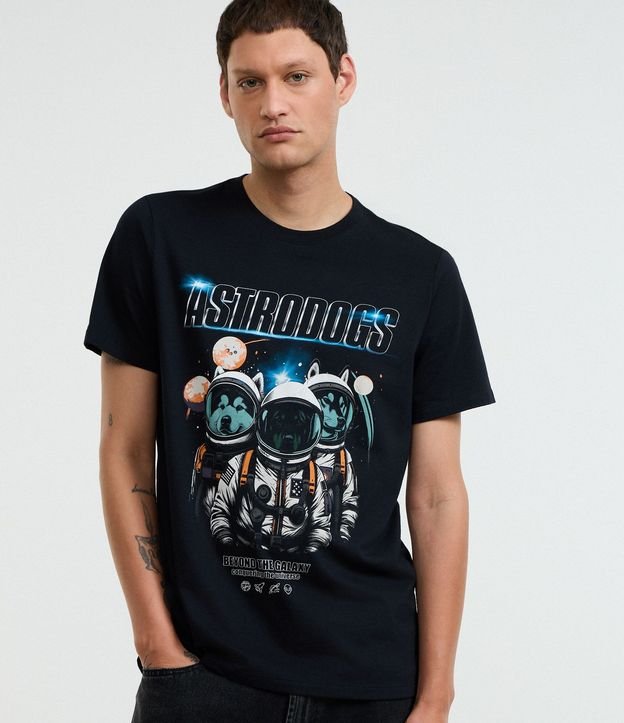 Remera Regular en Algodón con Estampa de Cachorros En Espacio y Lettering Astrodogs