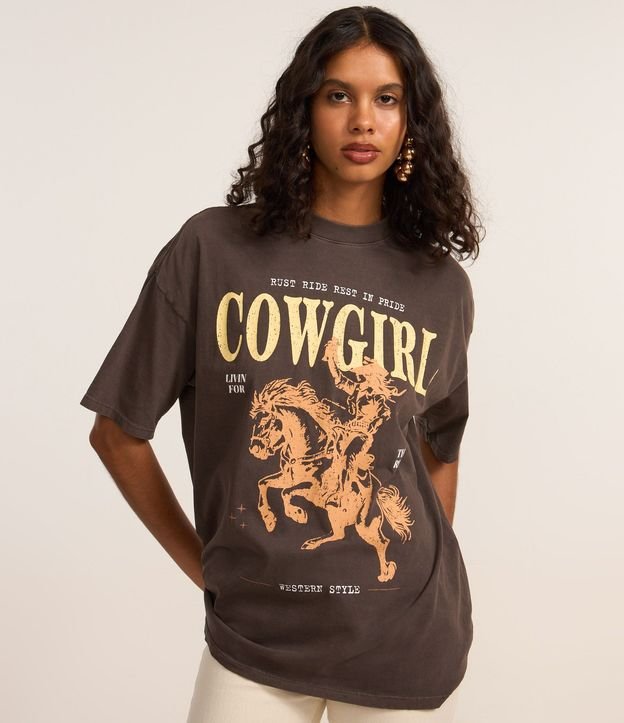 Remera T-shirt en Algodón Desteñido y Estampa de CowGirl 3