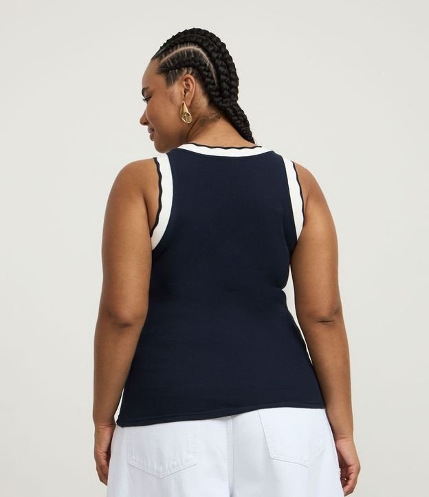 Blusa Musculosa en Ribana con Cuello V en Retilínea Curve & Plus Size 4