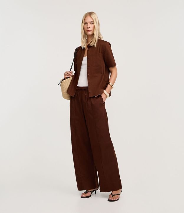 Pantalón Wide Leg en Sarga con Frisos 1