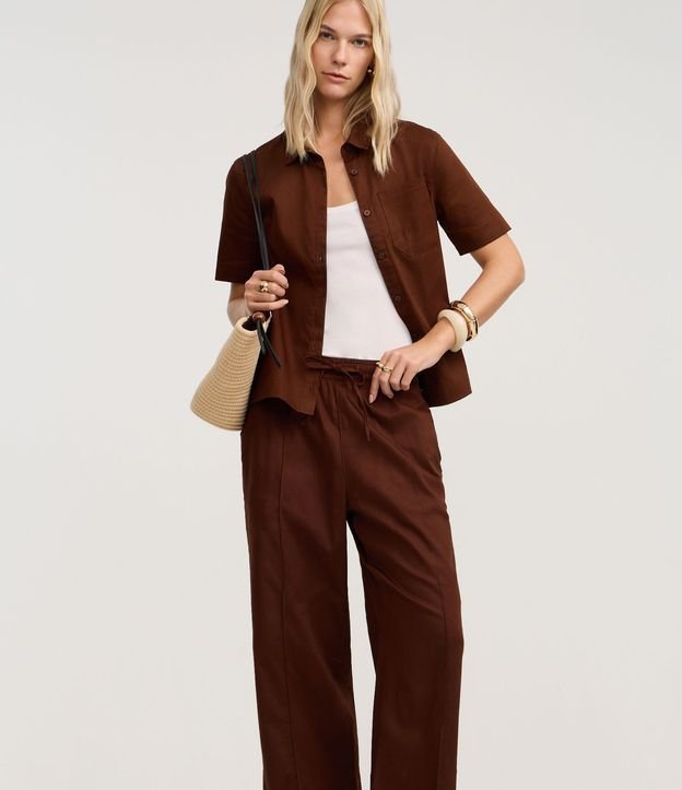 Pantalón Wide Leg en Sarga con Frisos 2