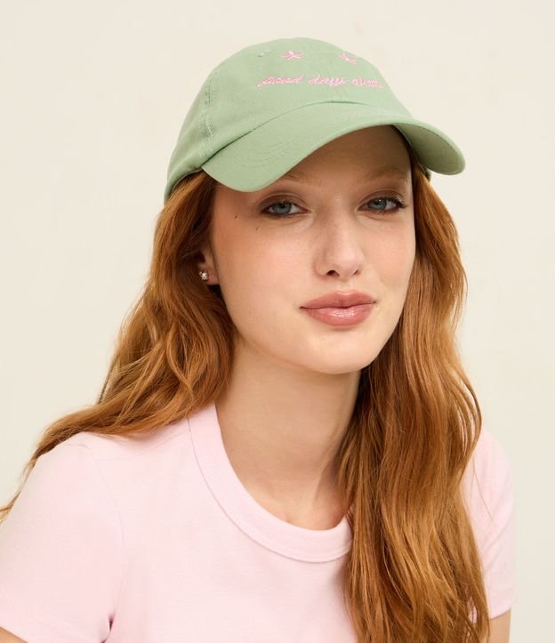 Gorra de Visera Curva en Sarga con Bordado Good Days Ahead