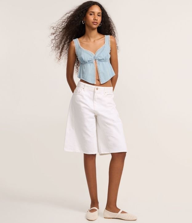 Blusa Cropped en Jeans con Botones Forrados en el Busto 3