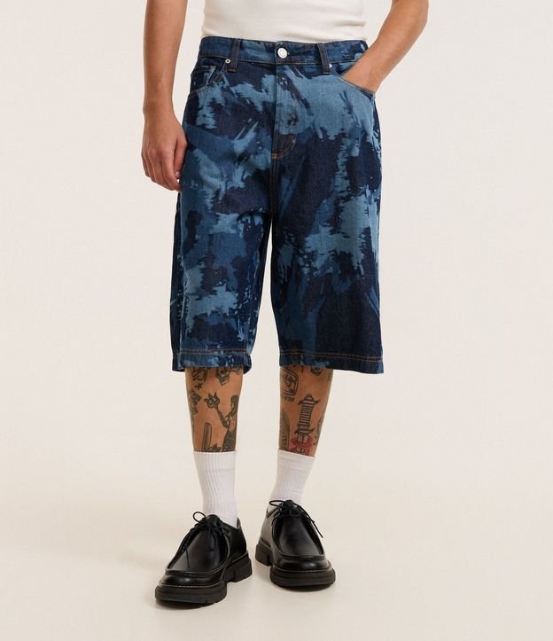 Bermuda Baggy Relaxed en Jeans con Estampa Manchada 2