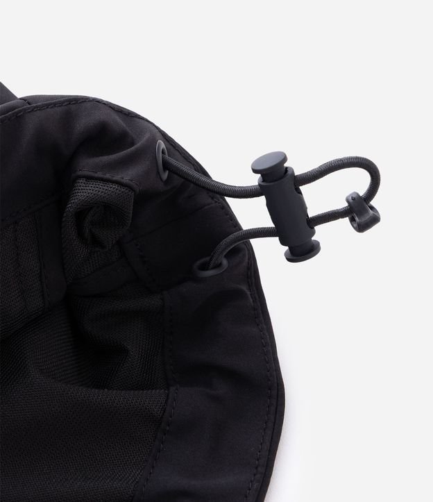 Campera Deportiva Tecnológica Resistente al Agua con Capucha 8