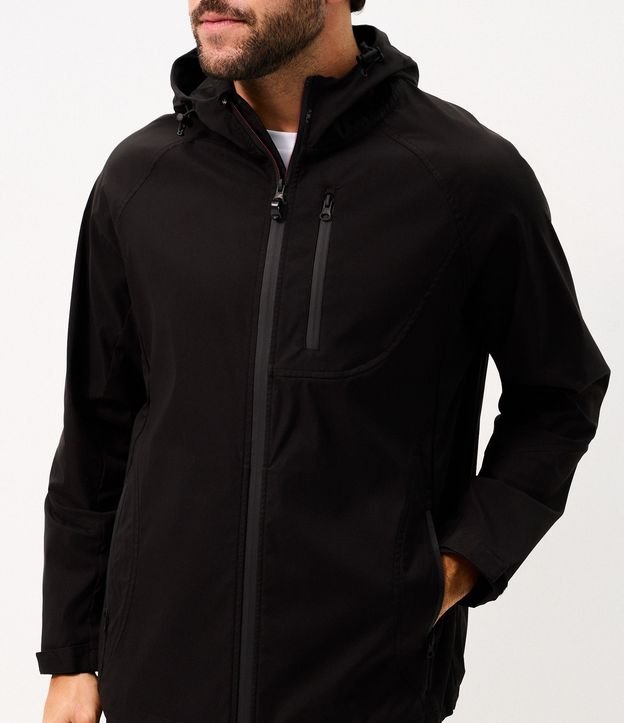 Campera Deportiva Tecnológica Resistente al Agua con Capucha 4