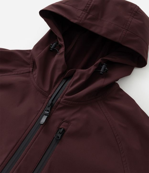 Campera Deportiva Tecnológica Resistente al Agua con Capucha 14