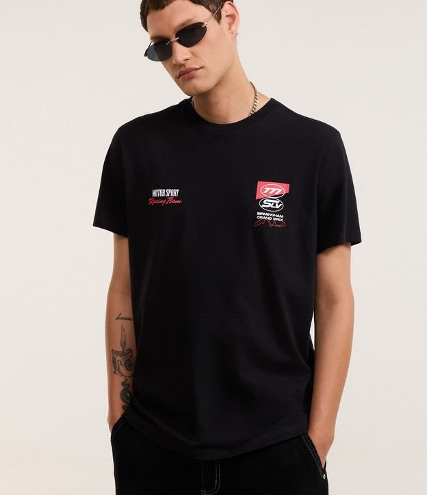 Remera Comfort en Algodón con Estampa y Lettering Motor Sport 4