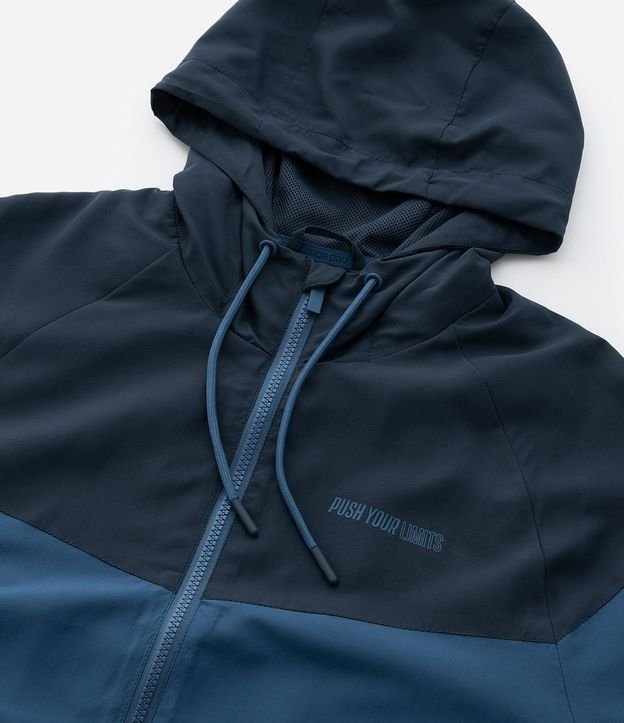 Campera Deportiva Básica con Capucha 7