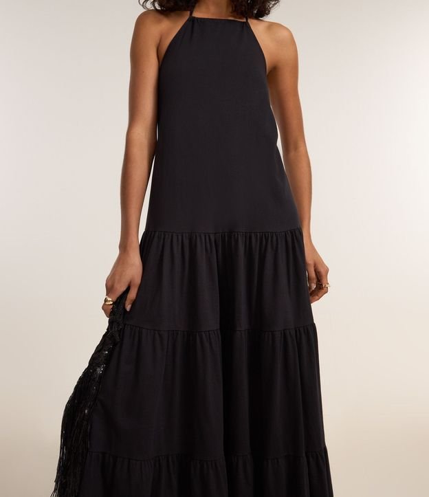 Vestido Largo Evasê con Escote Halter y Volados 3