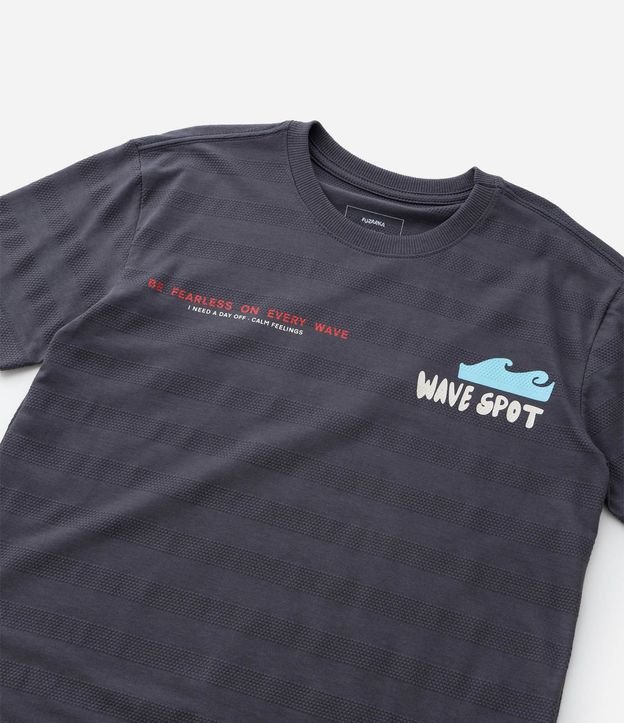 Remera Infantil con Estampa de Surf Texturizada - Talle 5 a 14 años 5