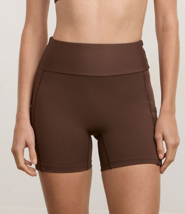 Bermuda Deportiva con Cintura Ancha y Bolsillo Lateral 2