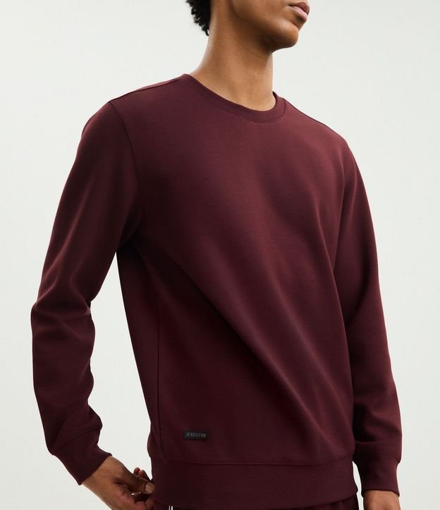 Buzo Deportivo con Cuello Redondo y Etiqueta Aplicada 4