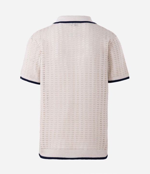Camisa Polo en Algodón Texturizada con Cuello V y Detalle Contrastante 6