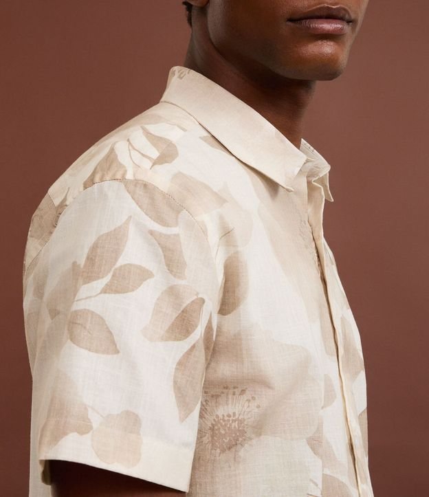 Camisa Comfort en Algodón con Estampa Floral Follaje 4