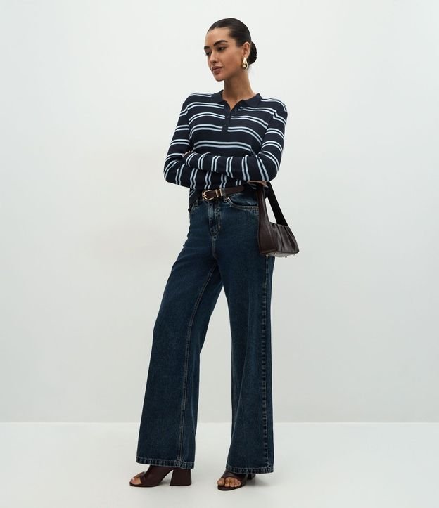 Blusa en Punto con Estampa Rayada y Cuello Polo 2
