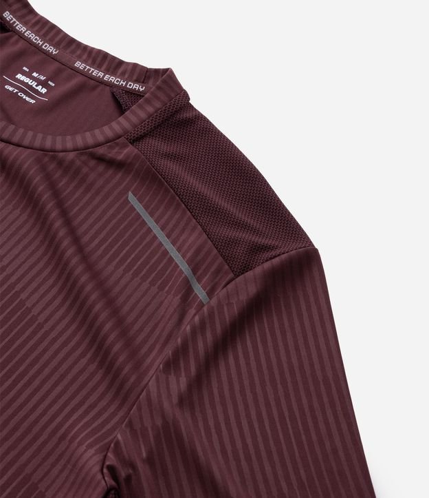 Remera Deportiva Regular con Tecnologia Dry 9