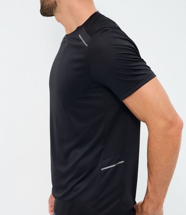 Remera Deportiva Regular con Tecnologia Dry 3