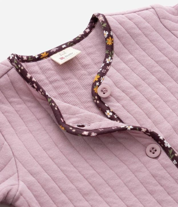 Conjunto Infantil Capitoneada con Campera Biés Floral y Pantalón – Talle 0 a 18 Meses 11