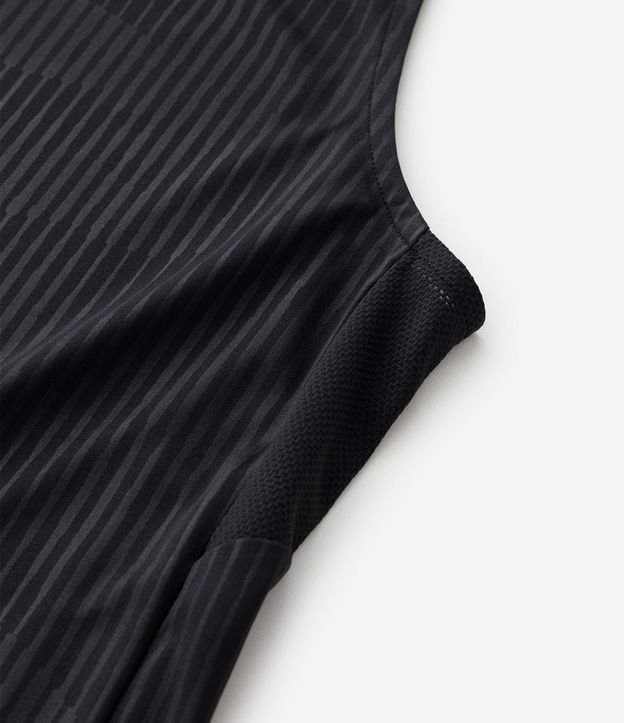 Musculosa Deportiva Regular con Tecnologia Dry 8