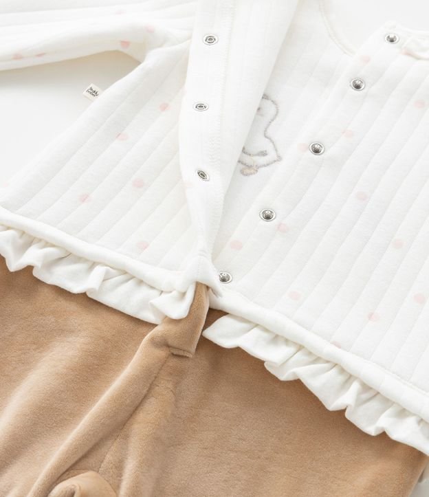 Mono Infantil Capitoneada con Patitos Bordados – Talle 0 a 18 Meses 10