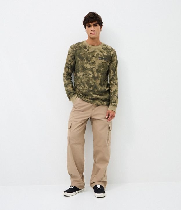 Remera Regular en Waffle Manga Larga Camuflada con Lettering Natural Balance 2