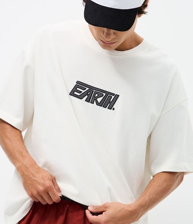 Remera Oversized en Algodón con Bordado Earth