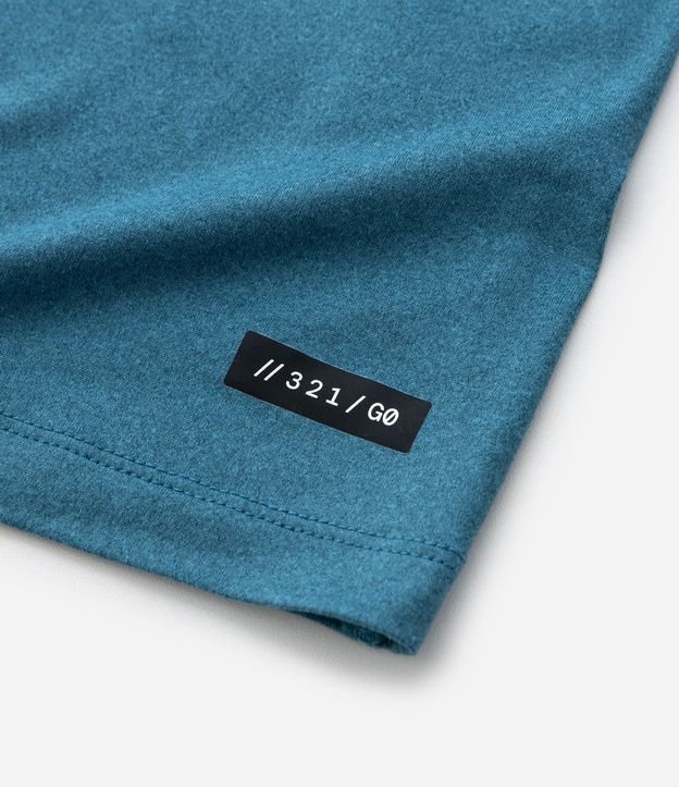 Remera Deportiva con Etiqueta en la Barra y Manga Corta 8