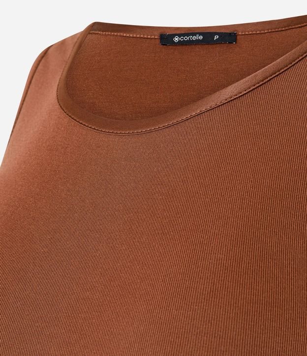 Blusa Básica en Viscosa con Cuello Redondo 3