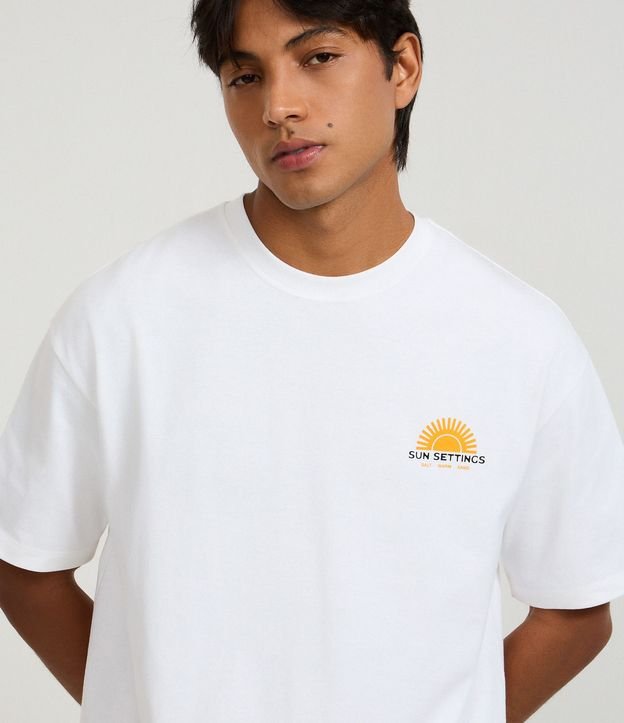 Remera Relaxed en Malhão con Estampa Lettering Sun Settings 4