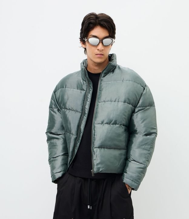 Campera Pesada en Poliamida Lisa con Efecto Metalizado 4