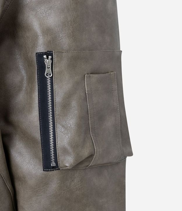 Campera Bomber en PU con Cremallera y Bolsillos 8