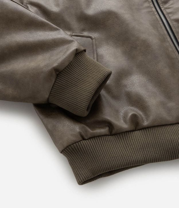Campera Bomber en PU con Cremallera y Bolsillos 12