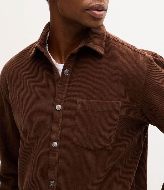 Camisa en Terciopelo con Bolsillo en el Pecho y Abotonado 4