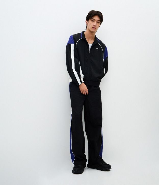 Pantalón Deportiva Microfibra con Paneles Laterales