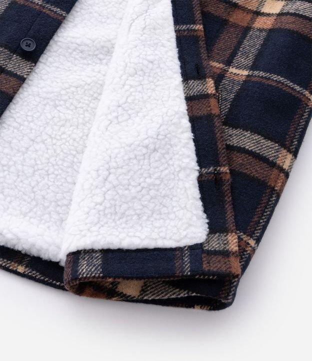 Campera Trucker en Franela con Estampado de Cuadros y Sherpa 11