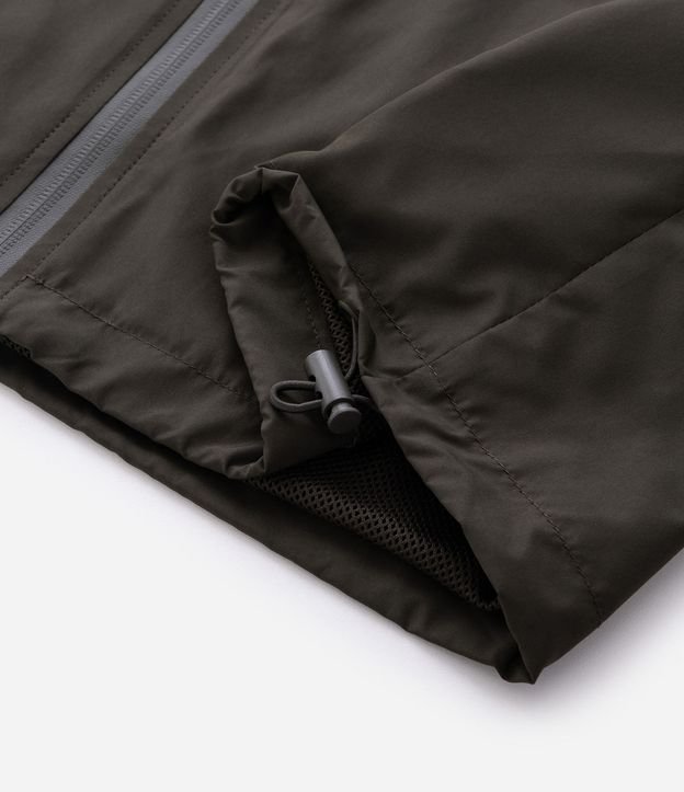 Campera Rompevientos con Capucha y Bolsillo con Cierre 8