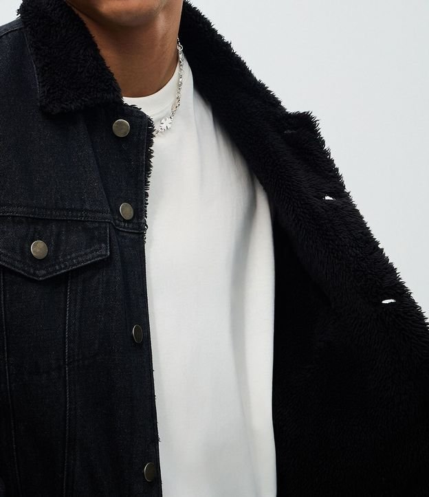 Chaqueta Masculina en Denim con Cuello Sherpa 3