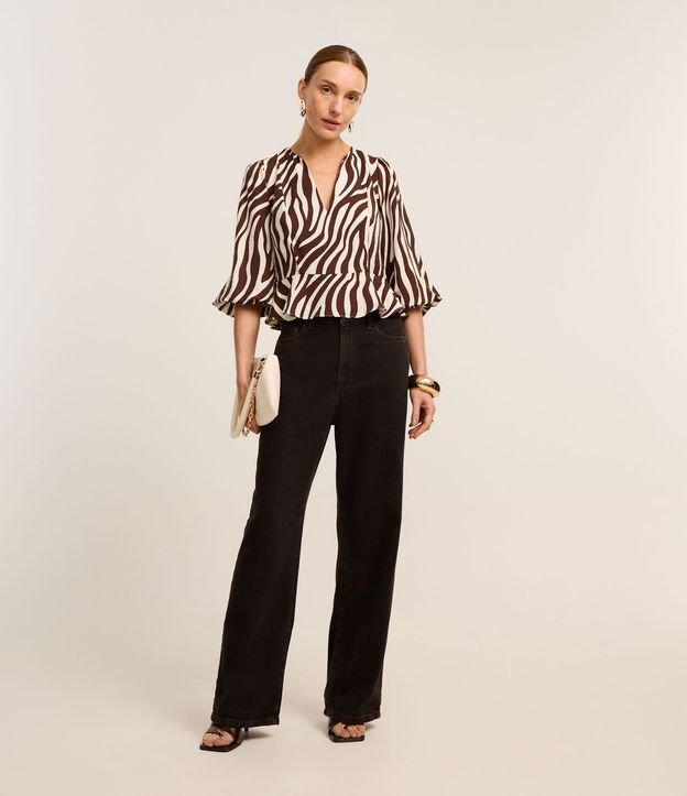 Blusa en Crepé con Manga Abullonada y Estampa Zebra 3