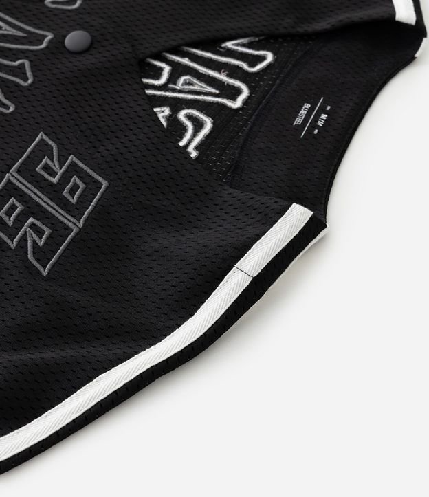 Camisa Deportiva en Textura Mesh con Bordado Breaker 11