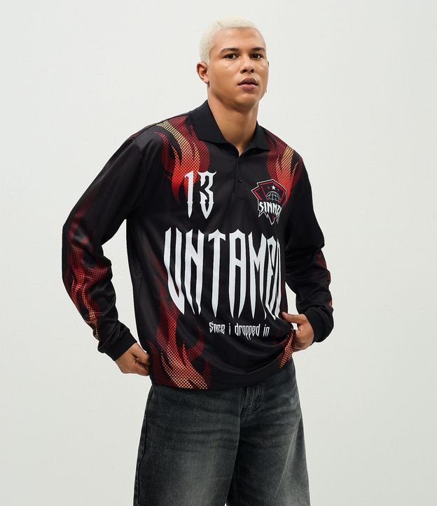 Remera Boxy Manga Larga Estampado Chamas y Lettering Sinner 3