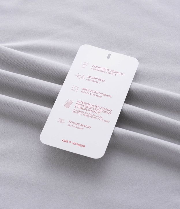 Remera Térmica en Manga larga con Toque Suave y Recortes 9