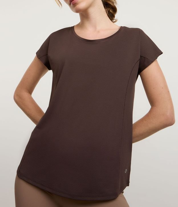 Remera Deportiva en Microfibra Texturizada 2
