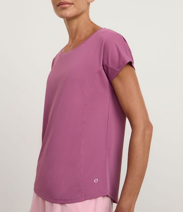Remera Deportiva en Microfibra Texturizada 2