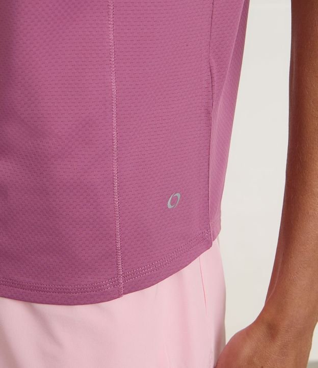 Remera Deportiva en Microfibra Texturizada 3