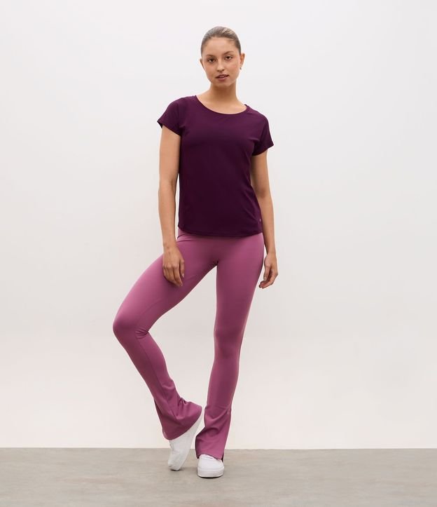 Remera Deportiva en Microfibra Texturizada 2