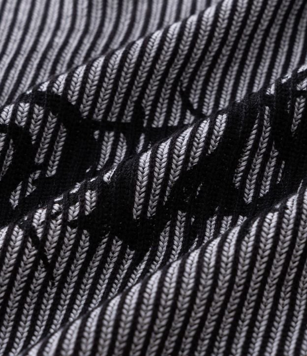 Suéter en Punto Listrado con Lettering Rebelión 8