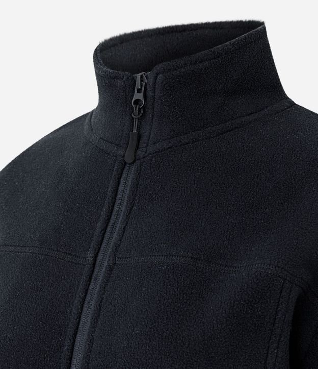 Campera Pesada Deportiva en Fleece con Cuello Alto 6