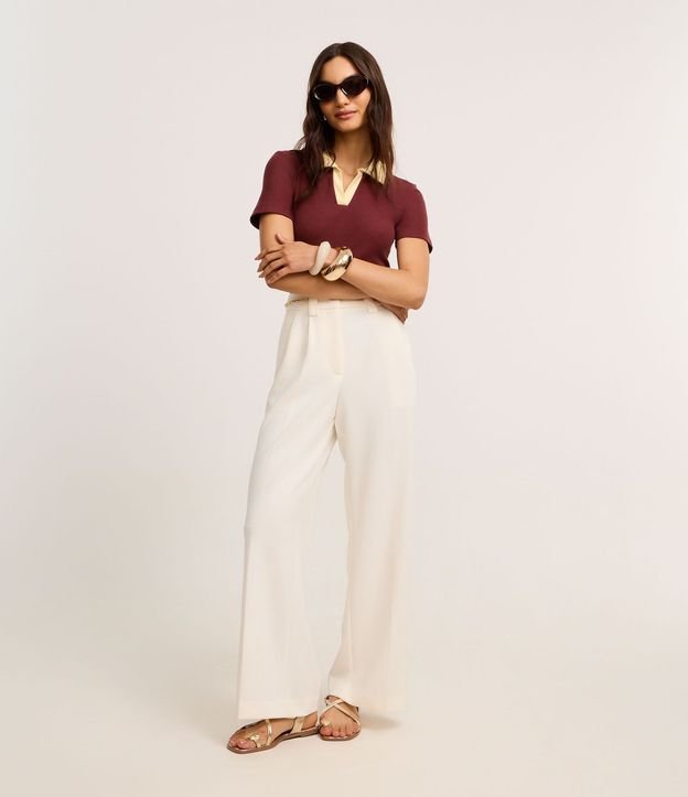 Blusa Acanalada en Rib con Cuello Polo Contrastante 2