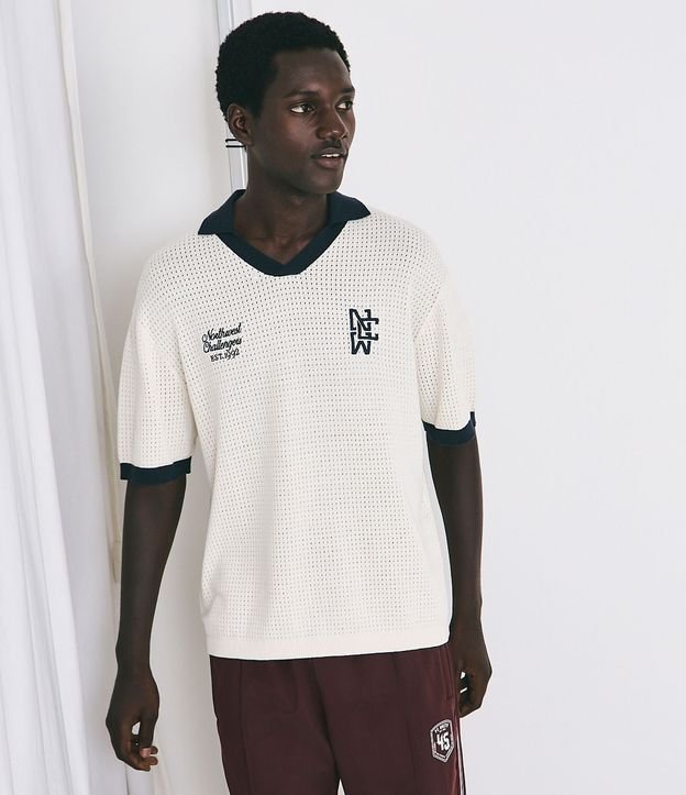 Remera Boxy en Punto con Cuello Polo y Bordado